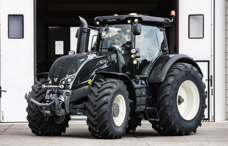 VALTRA S טרקטור